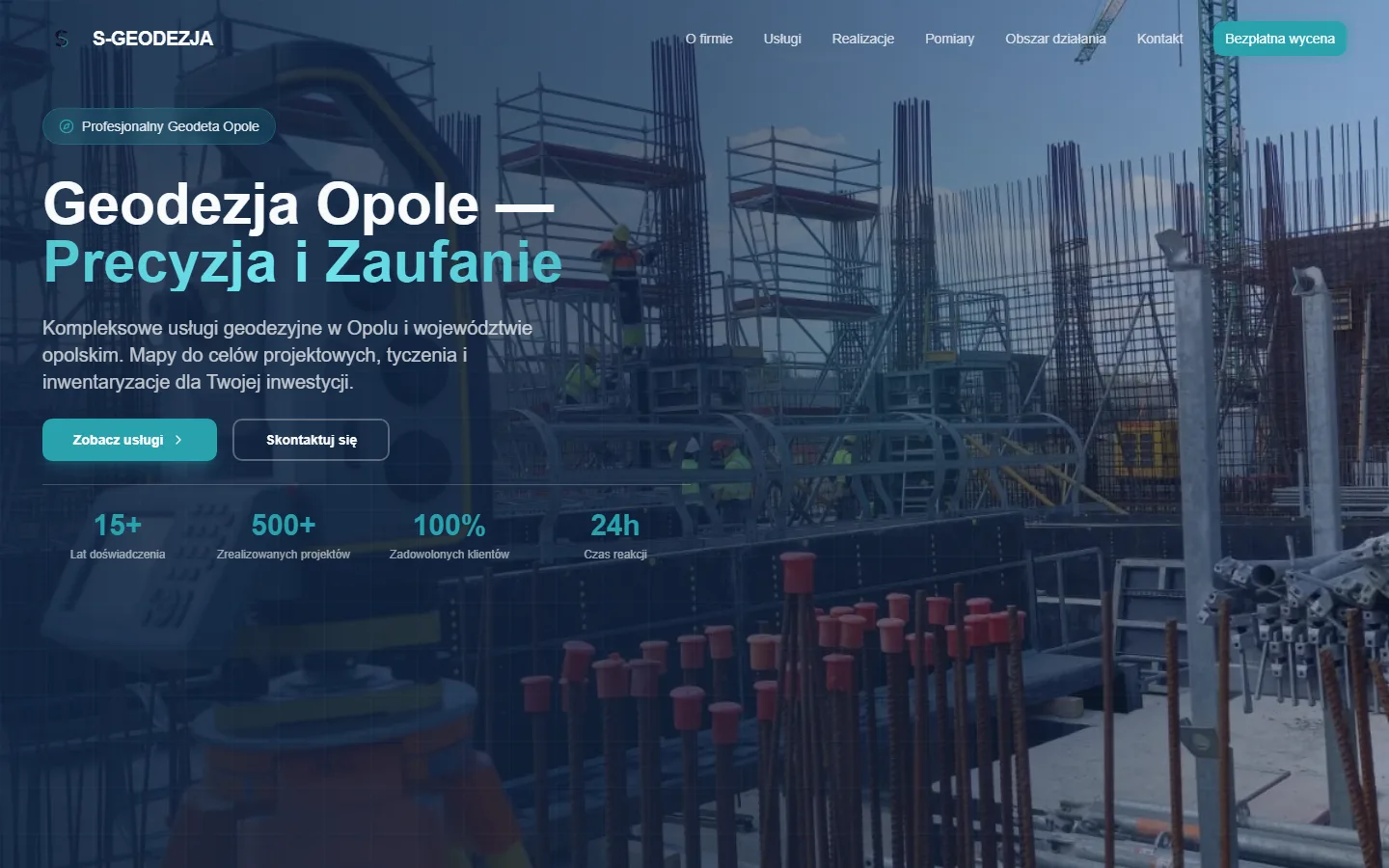 Strona internetowa S-Geodezja z Opola zaprojektowana przez ForgeWeb — nagłówek „Geodezja Opole” na tle budowy, z liczbami lat doświadczenia i projektów